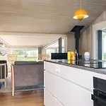 4 Star Holiday Home In Hjorring Ferienhaus Lønstrup