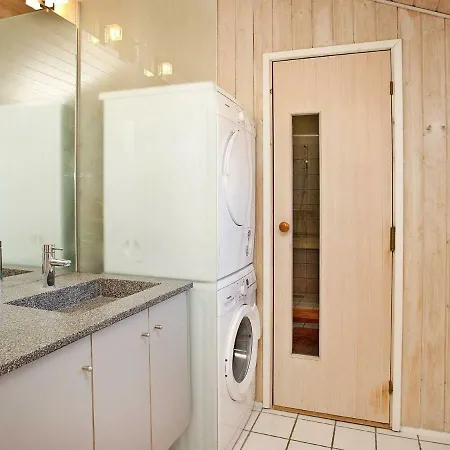8 Person In Hj Rring Holiday home Lonstrup