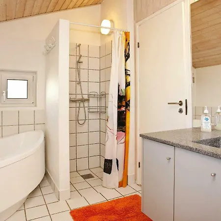 8 Person In Hj Rring Holiday home Lonstrup